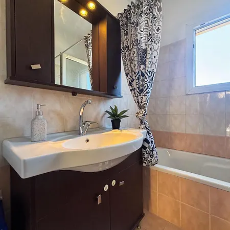 Apartman F&k House Kastania *